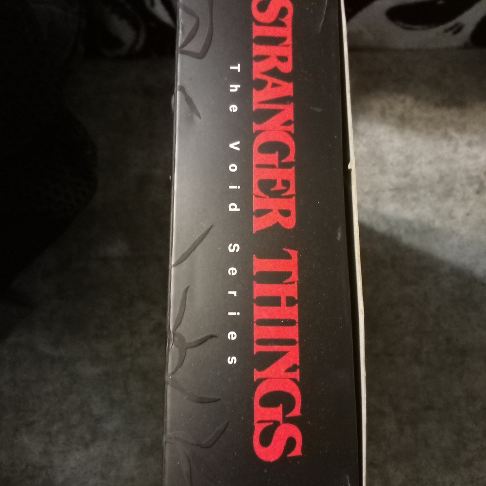 Stranger Things Action Figure - Picture 4 of 9